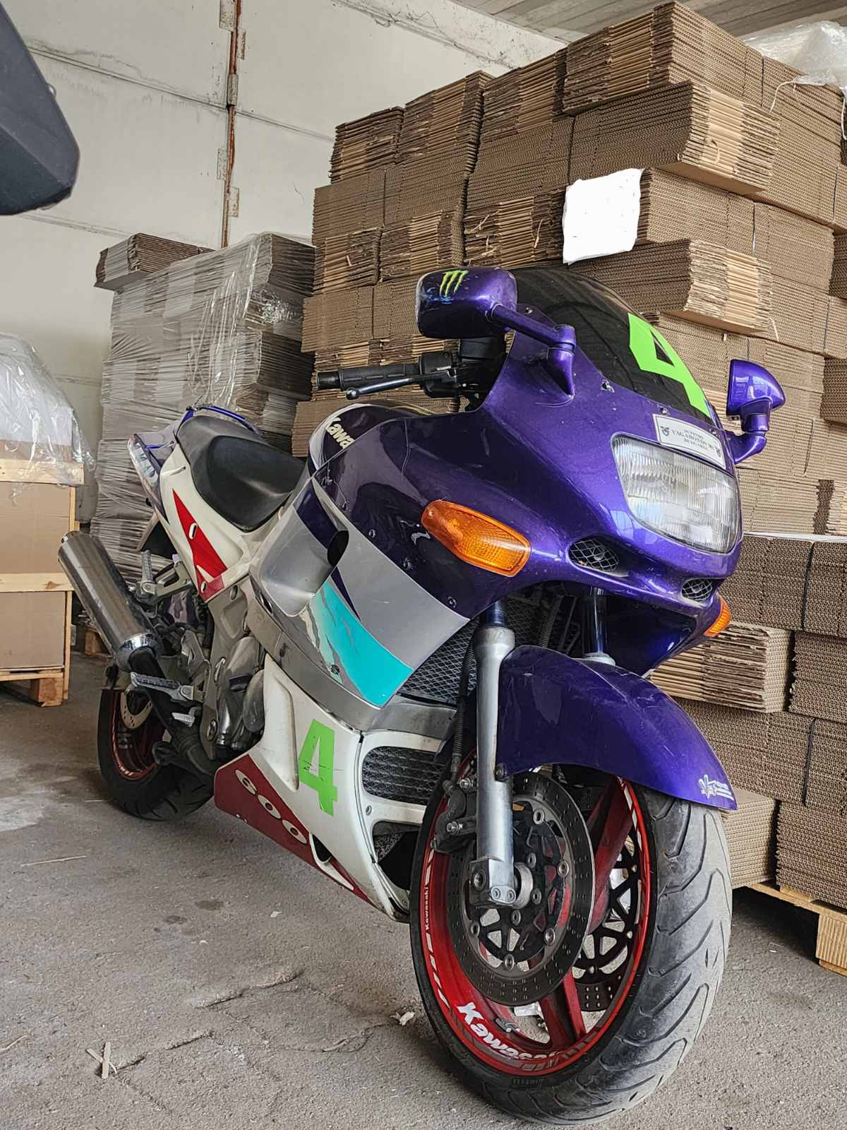 Kawasaki ZZR600 ZX6-R